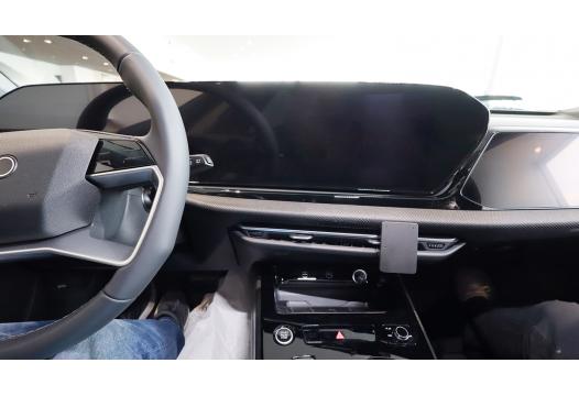 Proclip Audi A5 25- Center mount