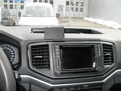 Proclip VW Amarok 17- center mount