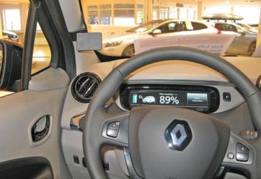 Proclip Renault Zoe 2014- left