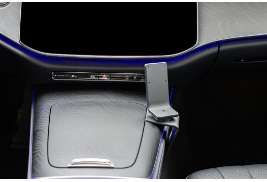 Proclip Mercedes Benz E-class 24- Console mount