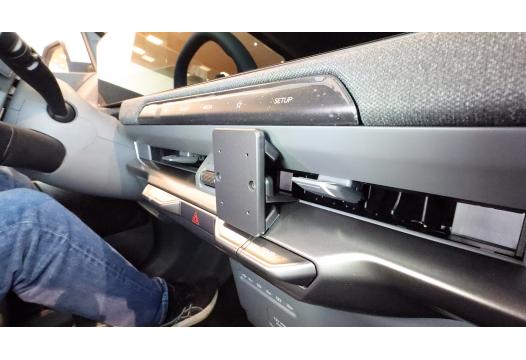 Proclip Kia EV2 27- Center mount