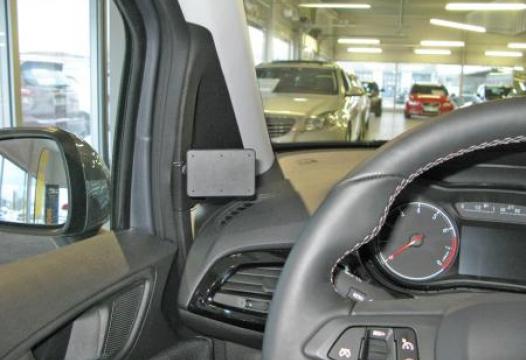 Proclip Opel Corsa 2015- Left mount