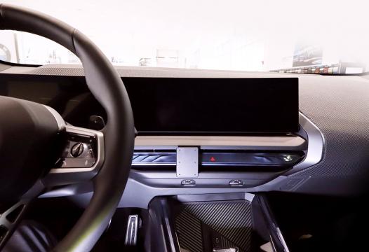 Proclip BMW X3 25- Center mount