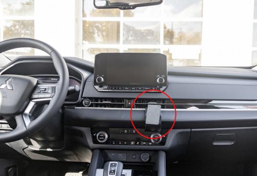 Proclip Mitsubishi Outlander 22- Angled mount