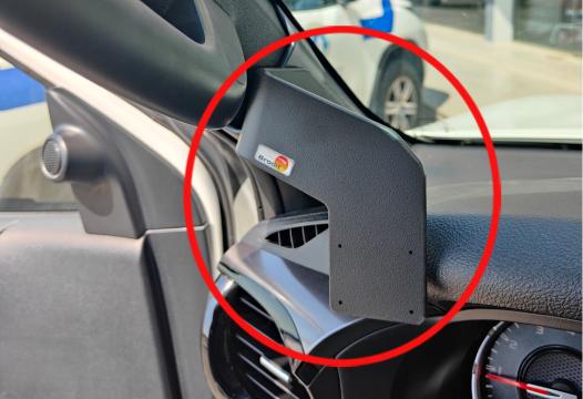 Proclip Toyota HiLux 16- Left mount