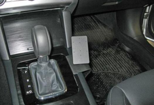Proclip Subaru Outback 2015- console mount
