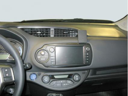 Proclip Toyota Yaris 2015- center right