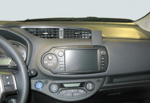Proclip Toyota Yaris 2015- center right
