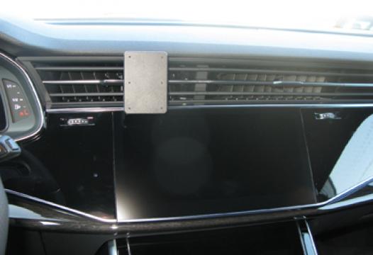 Proclip Audi Q8 19- Center mount