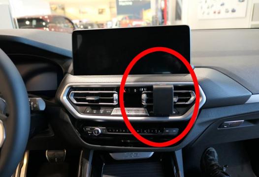 Proclip BMW X3/X4 22- Center mount