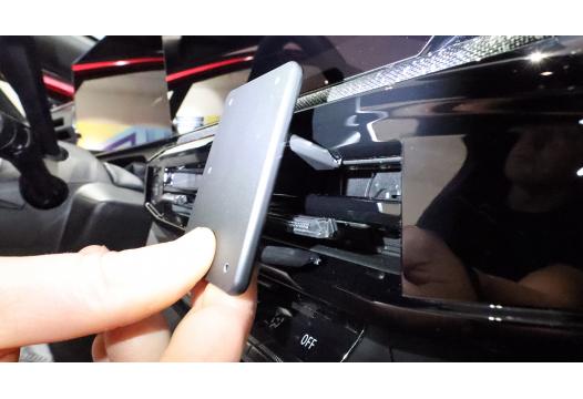 Proclip Renault Clio VI 27- Center mount