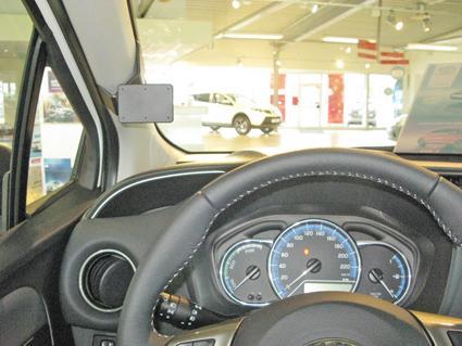 Proclip Toyota Yaris 2015- left
