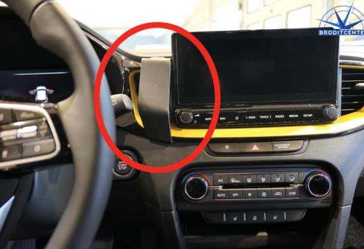 Proclip Kia XCeed 20- Center mount (ONLY for models with 8,2" or 10,2" display)