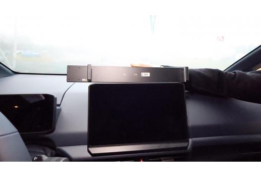 Proclip Kia PV5 Passenger/ PV5 Cargo 25- Center mount