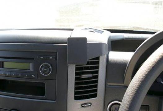 Proclip Mercedes Sprinter/VW Crafter 07-14 Center Mount RHD