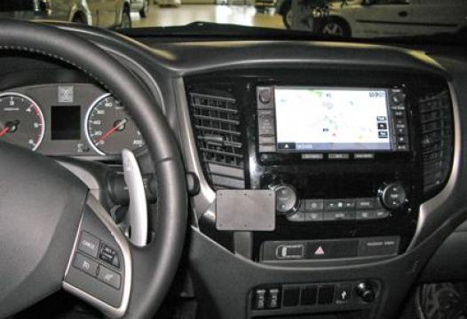 Proclip Mitsubishi L200 16- center mount