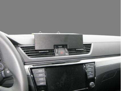 Proclip Skoda Superb 16- Center mount (extra sterk)