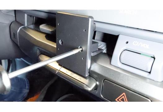 Proclip Kia EV3 25- Center mount