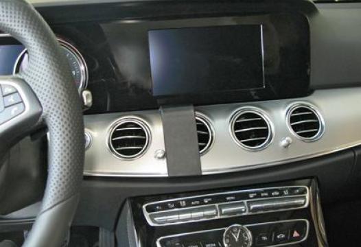 Proclip MB E-Class 2017- Center mount