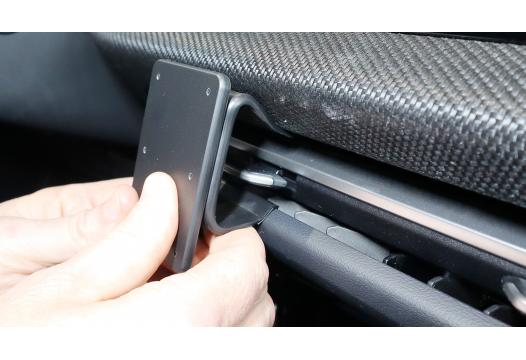 Proclip Audi A5 25- Center mount
