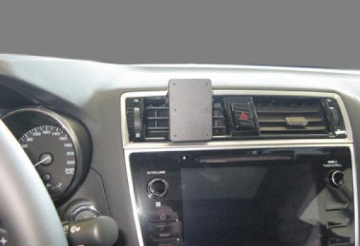 Proclip Subaru Outback 15- Center mount