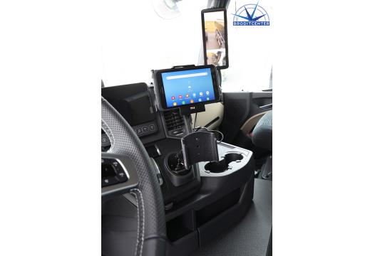 Proclip Mercedes Benz Actros 5 20- Center mount - Heavy Duty