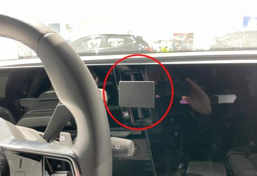 Proclip Renault Mégane E-TECH/Austral 22- Center mount