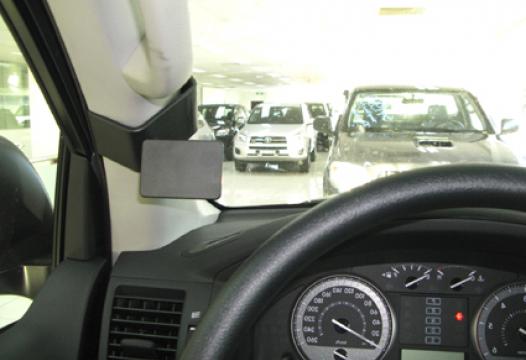 Proclip Toyota LandCruiser V8 08- Left mount