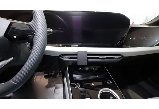 Proclip Audi A6 25- Center mount