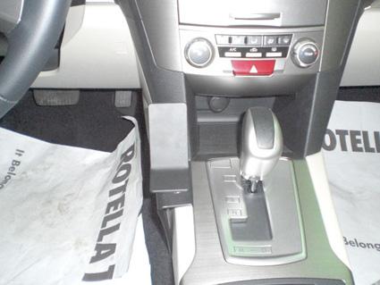 Proclip Subaru Outback 10- Console mount