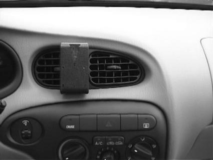 Proclip Hyundai Elantra 96-  dbl airbag