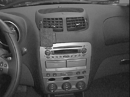 Proclip Alfa Romeo 147 01- center