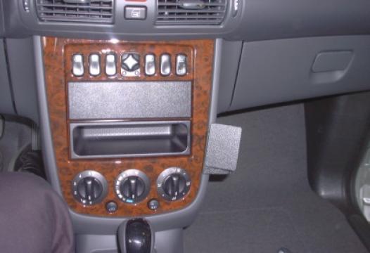 Proclip Mercedes Vaneo 02- angled