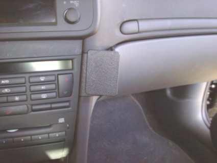 Proclip Saab 9-3 03- angled NOT for models with cup holder.