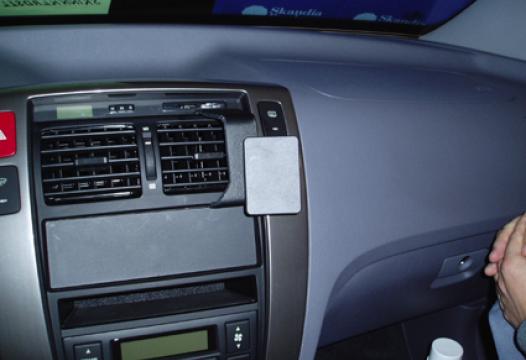 Proclip Hyundai Tucson 05- angled