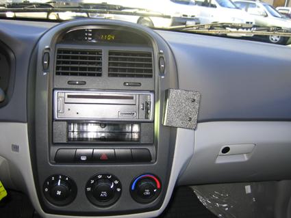 Proclip Kia Cerato 05- angled