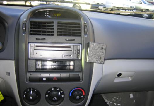 Proclip Kia Cerato 05- angled