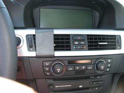 Proclip BMW 3- E90 05- center with Nav.