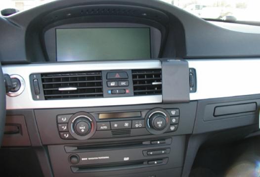 Proclip BMW 3- E90 05- angled with Nav.