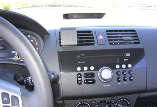 Proclip Suzuki Swift 05- center mount