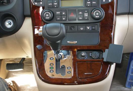 Proclip Kia Carnival 06- Angled