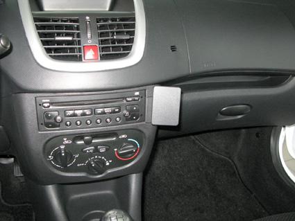 Proclip Peugeot 206+ 09- Angled