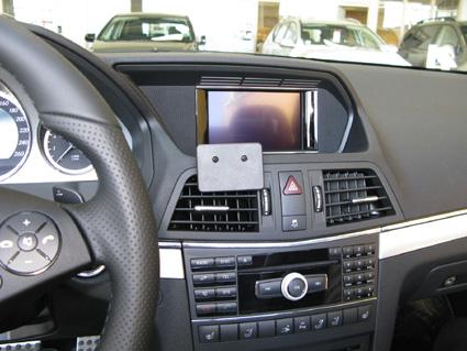 Proclip Mercedes Benz E-Class (200-430) 10- Center mount