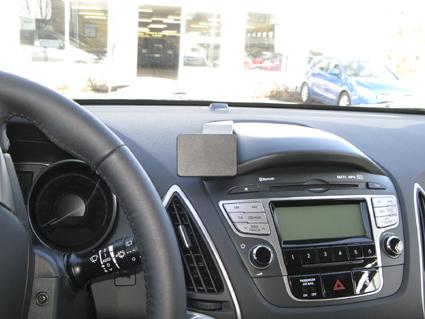 Proclip Hyundai ix35 10- Center mount