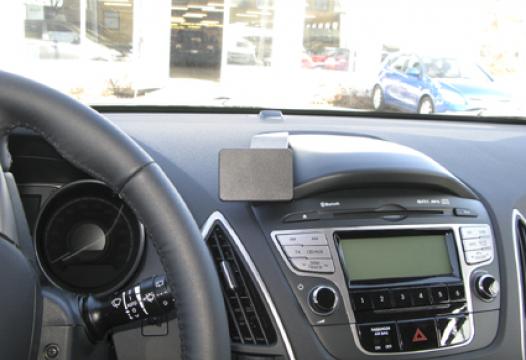 Proclip Hyundai ix35 10- Center mount