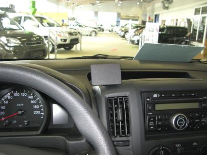 Proclip Nissan NV200 10- Center mount