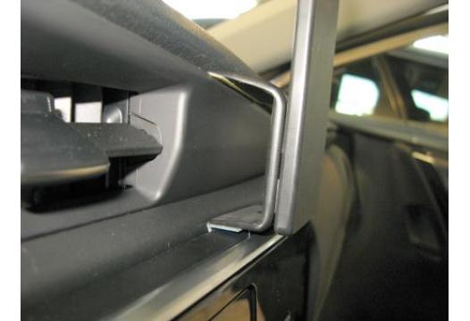 Proclip Toyota Auris 2016- center mount, high