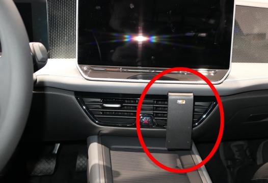 Proclip Volkswagen Passat 24- Center mount