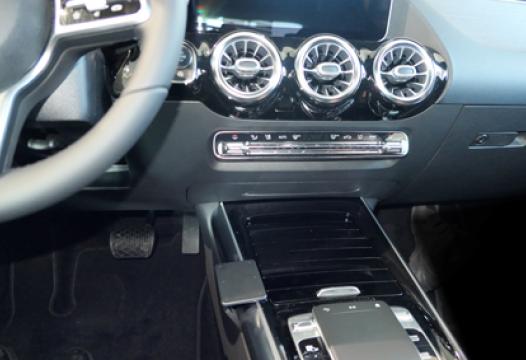 Proclip Mercedes Benz B-Class 19- Console mount