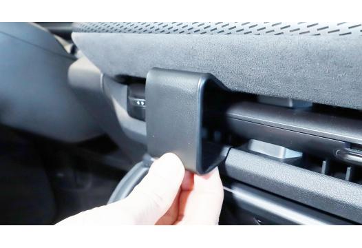 Proclip Audi Q5 25- Center mount